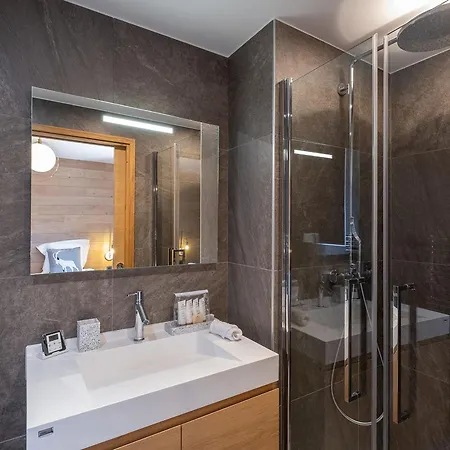 Familial A Pour 8 Personnes - Fr-1-563-148 * Courchevel